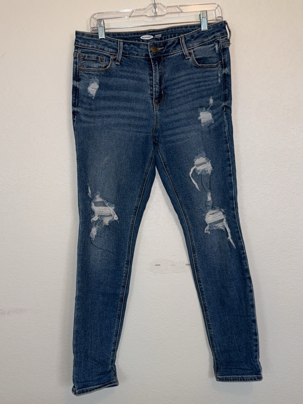 Old Navy Women's Skinny Jeans in Dark Blue Distressed